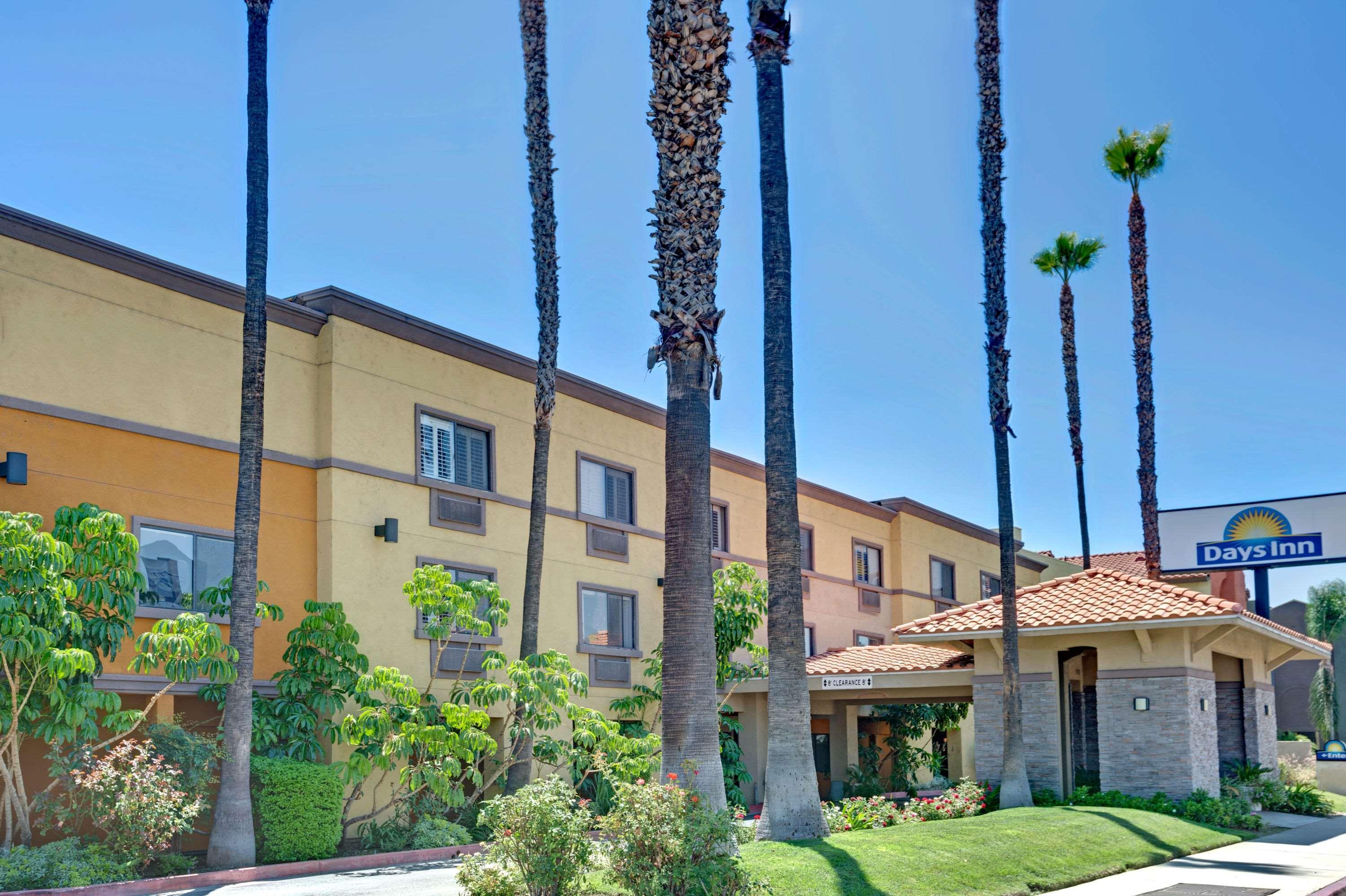 Days Inn By Wyndham West Covina Εξωτερικό φωτογραφία
