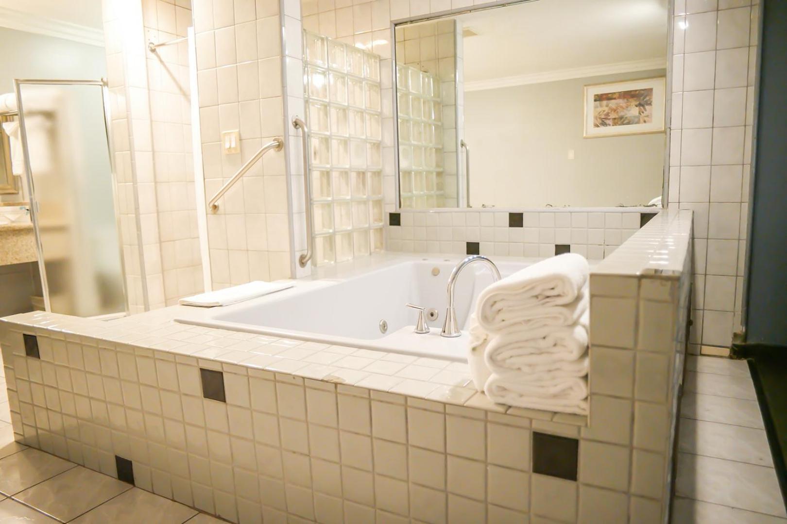 Days Inn By Wyndham West Covina Εξωτερικό φωτογραφία