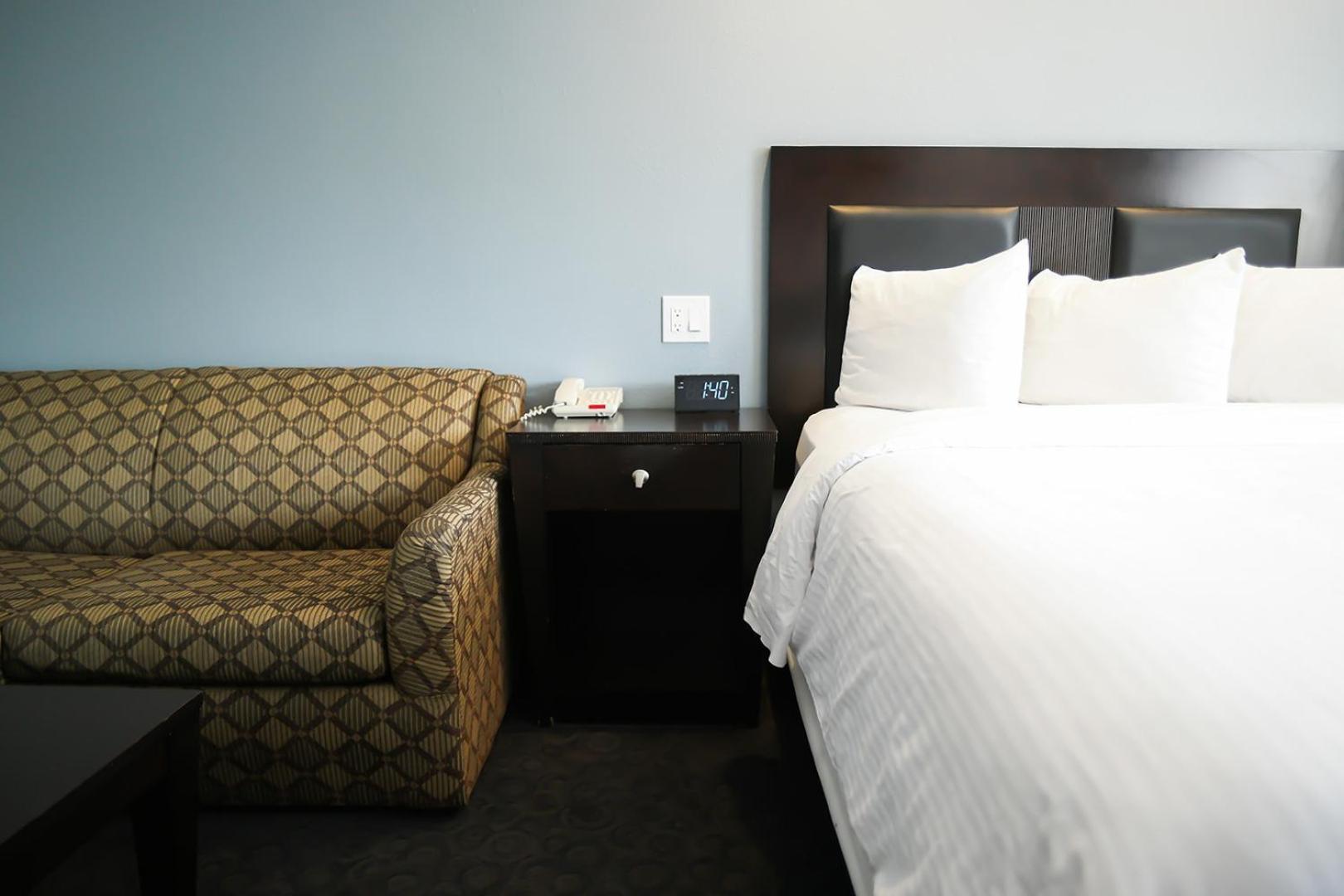 Days Inn By Wyndham West Covina Εξωτερικό φωτογραφία