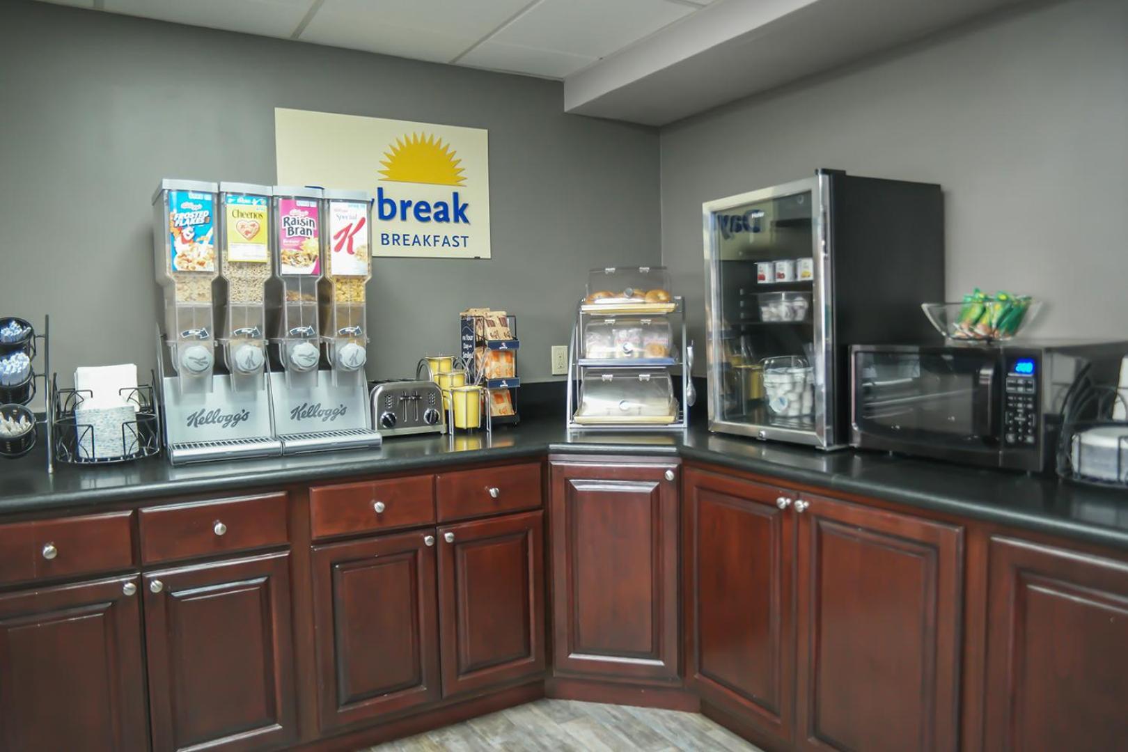 Days Inn By Wyndham West Covina Εξωτερικό φωτογραφία