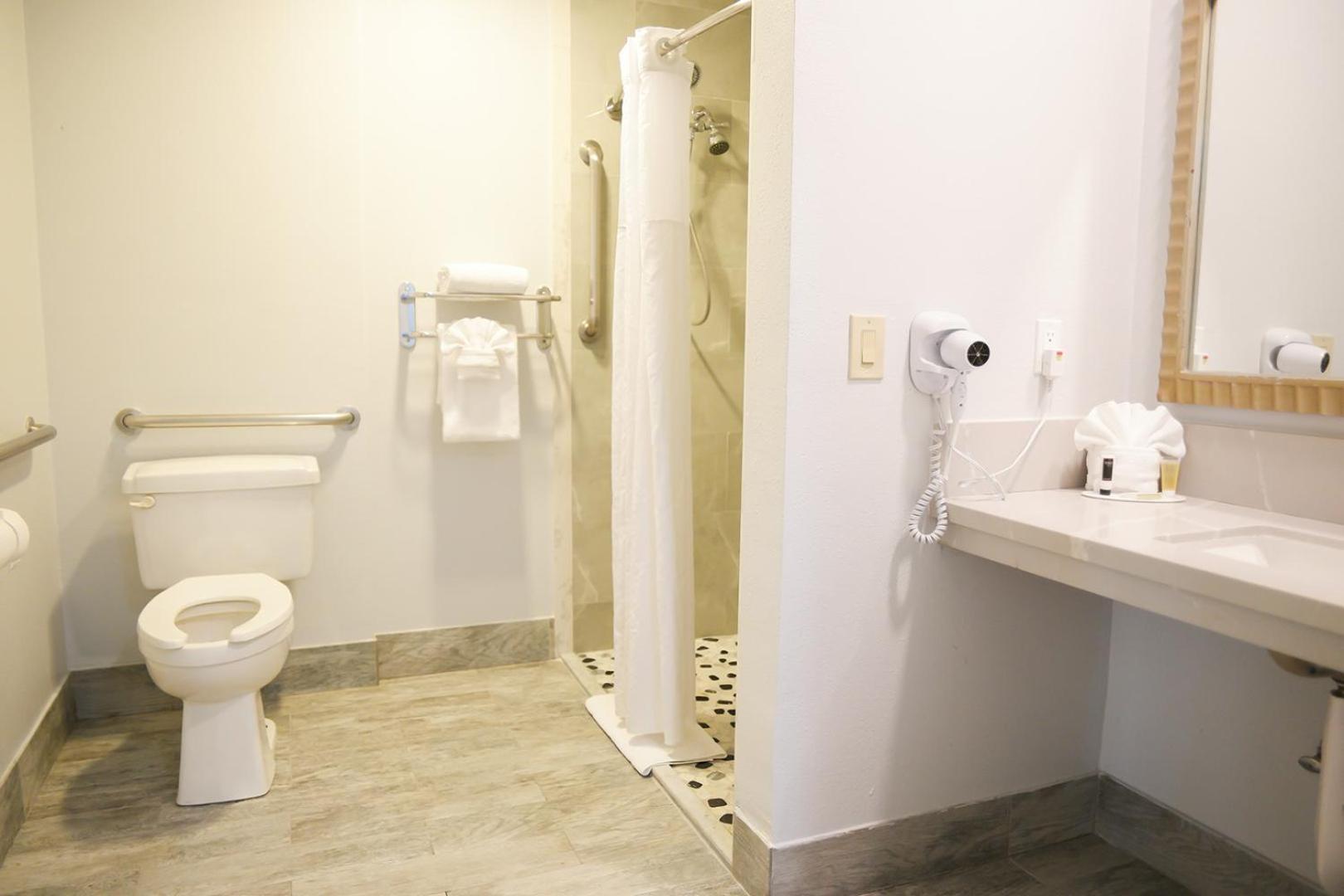 Days Inn By Wyndham West Covina Εξωτερικό φωτογραφία